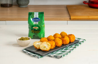 arancini de mozarella e pesto