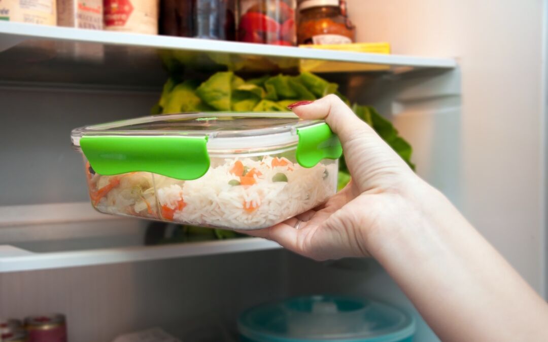 Como guardar arroz cozido no frigorífico