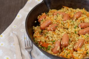 imagen receta Arroz com Salsicha: Receita Fácil e Deliciosa